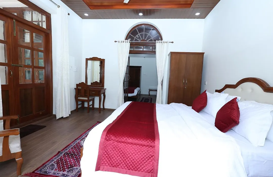 Kstdc Hotel Mayura Royal Heritage-Ooty-1