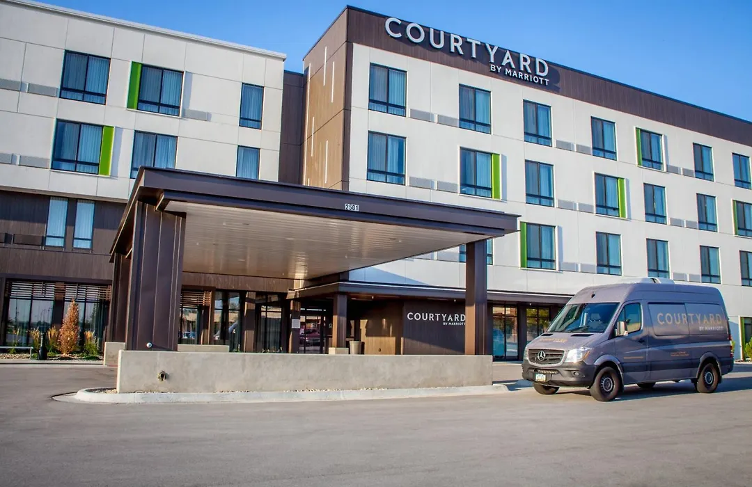 Courtyard By Marriott Omaha East/Council Bluffs, Ia-1