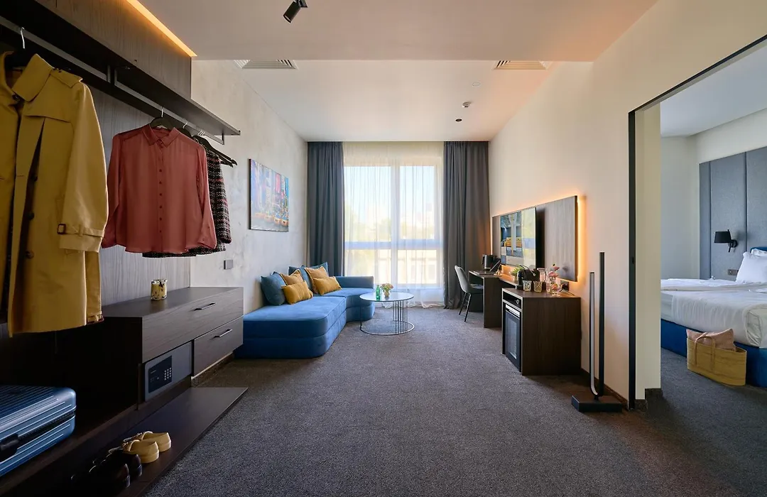 Adella Boutique Hotel - Free Secured Parking-1