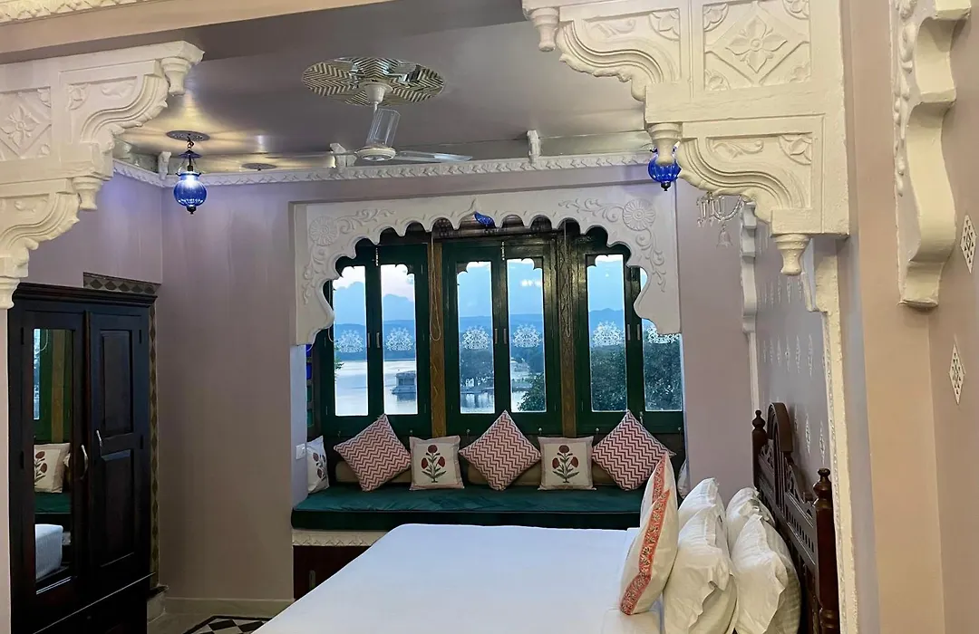 Sheeshmahal By Oladar-1
