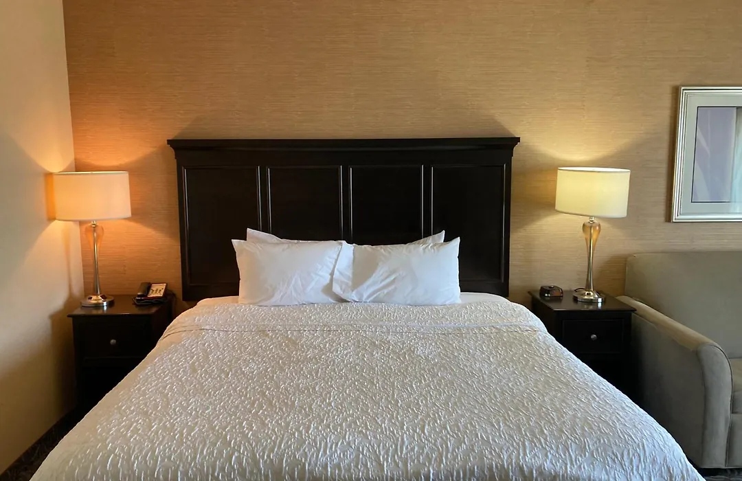 Hampton Inn & Suites Carlsbad-1