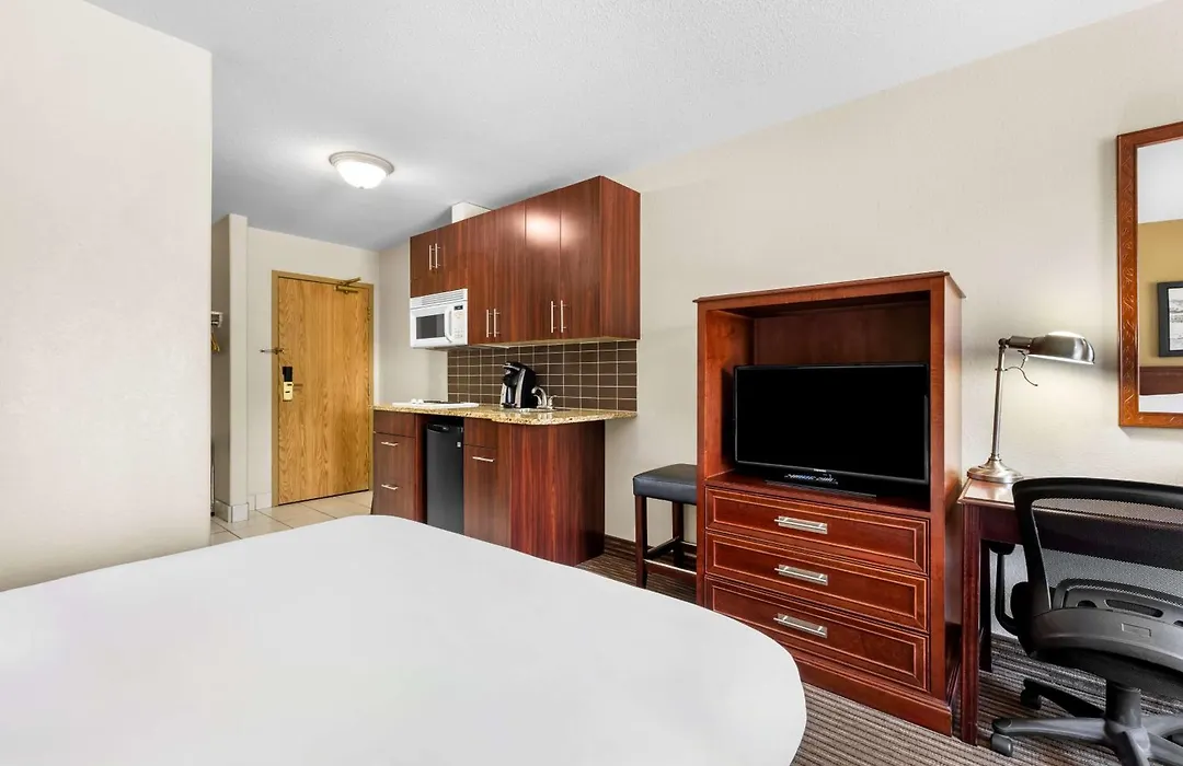 Surestay Plus Hotel By Best Western Drumheller-1