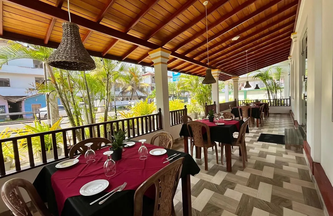 Sundowners Guesthouse-1