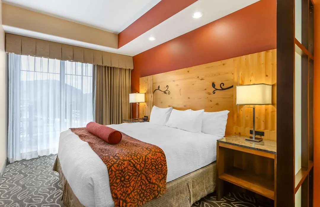 Best Western Premier Ivy Inn & Suites-1