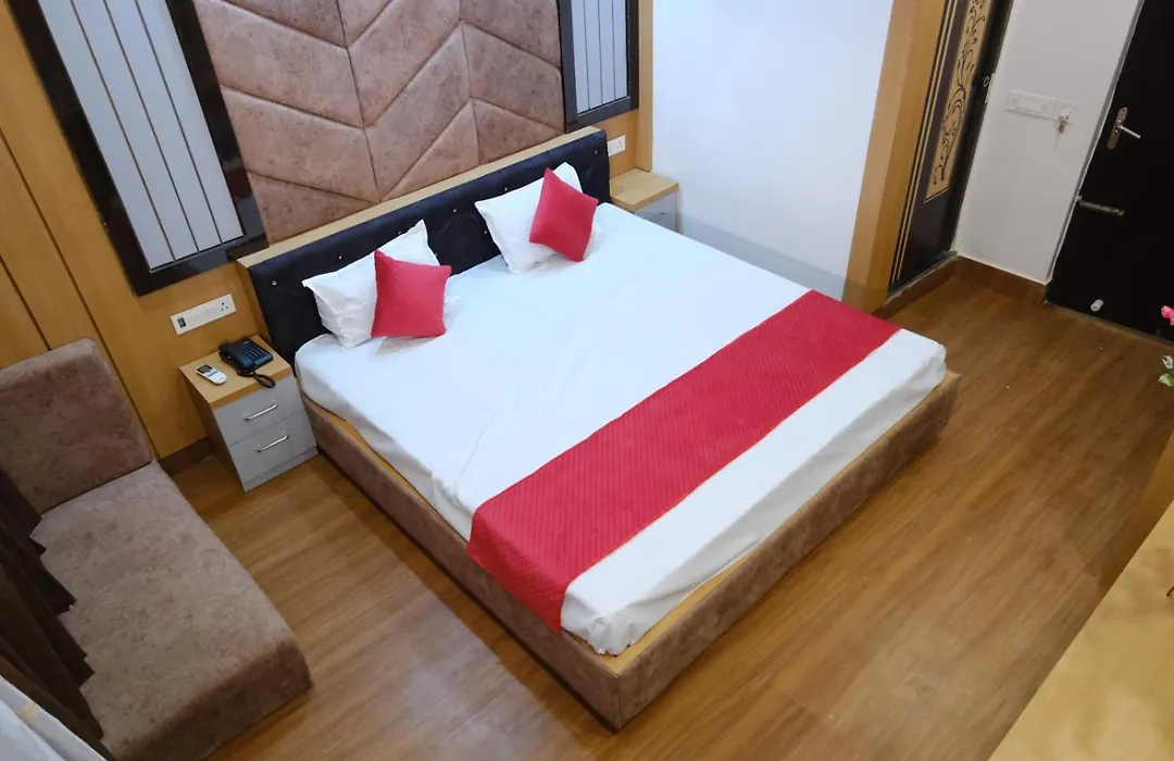 Hotel Golden Continental-1