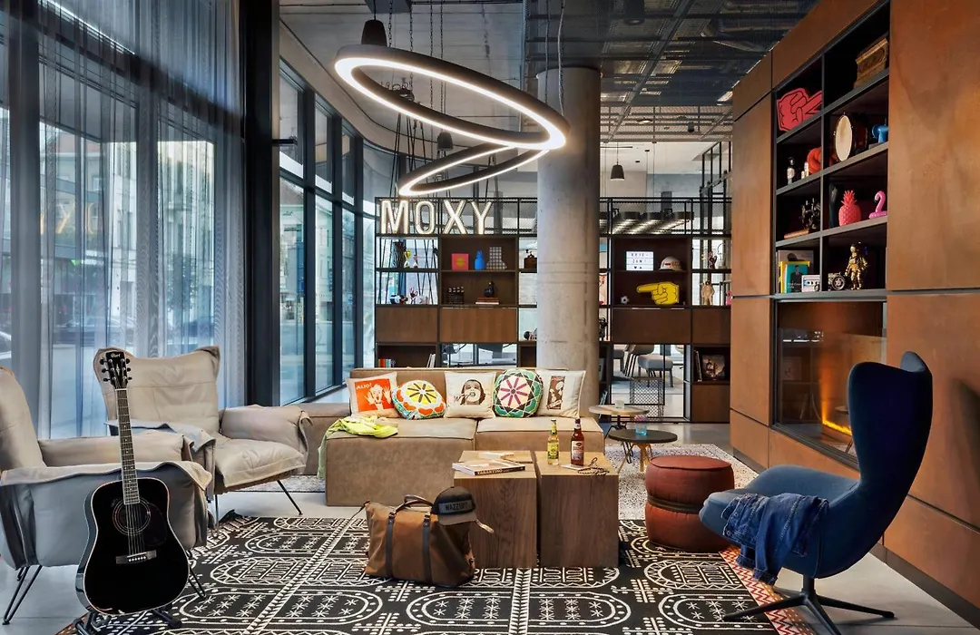 Moxy Kaunas Center-1