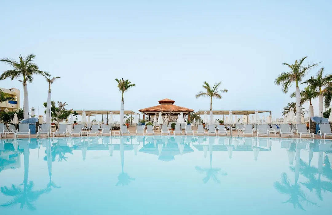 R2 Buganvilla Hotel & Spa-1
