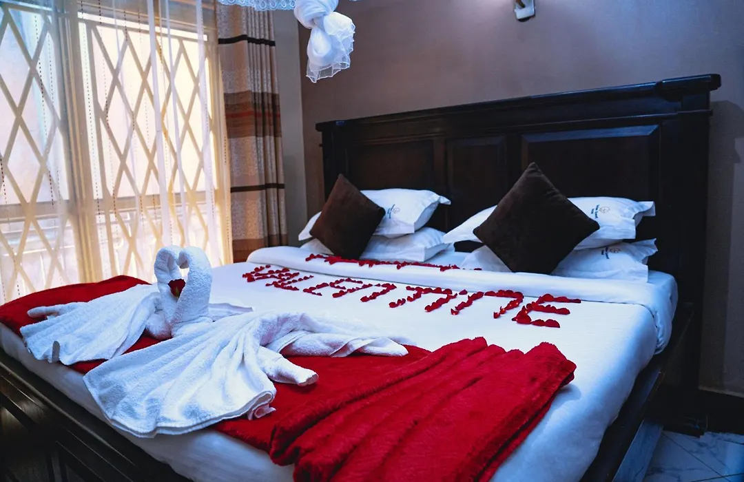 Golden Quest Hotel-1