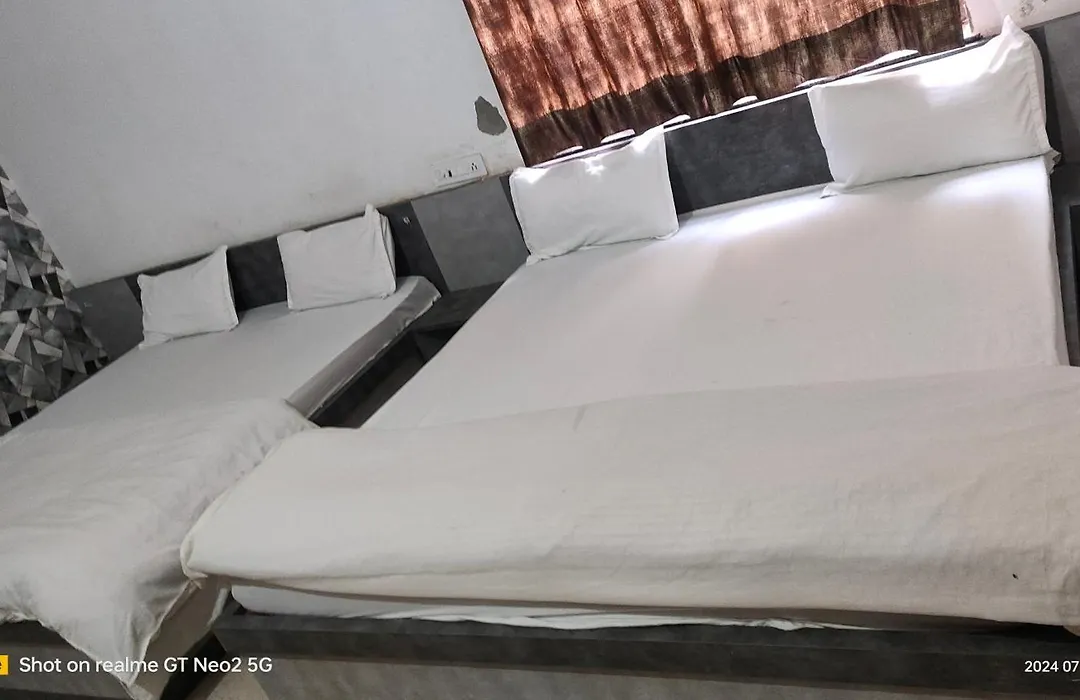 Hotel Keshav Palace-1