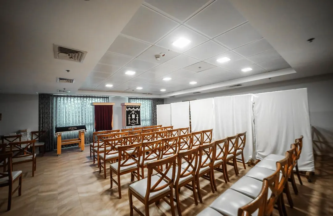Plaza Nof Hagalil-1