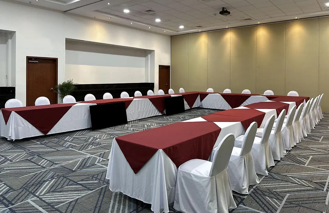 Holiday Inn Express Merida By Ihg-1