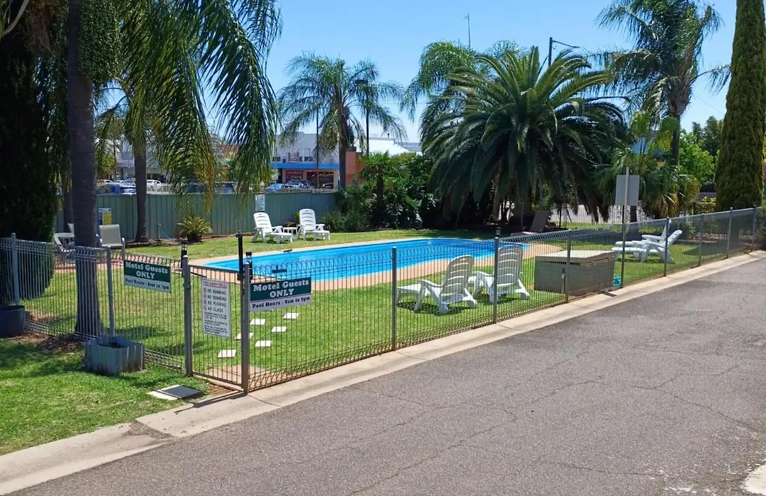 Billabong Motel-1