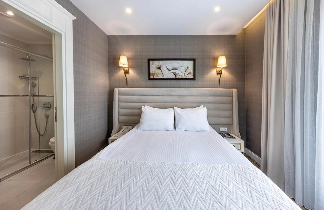 Mr BEYAZ HOTEL-1