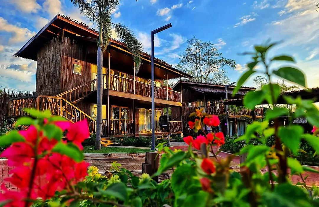 Crusoe Cabins Costa Azalea-1
