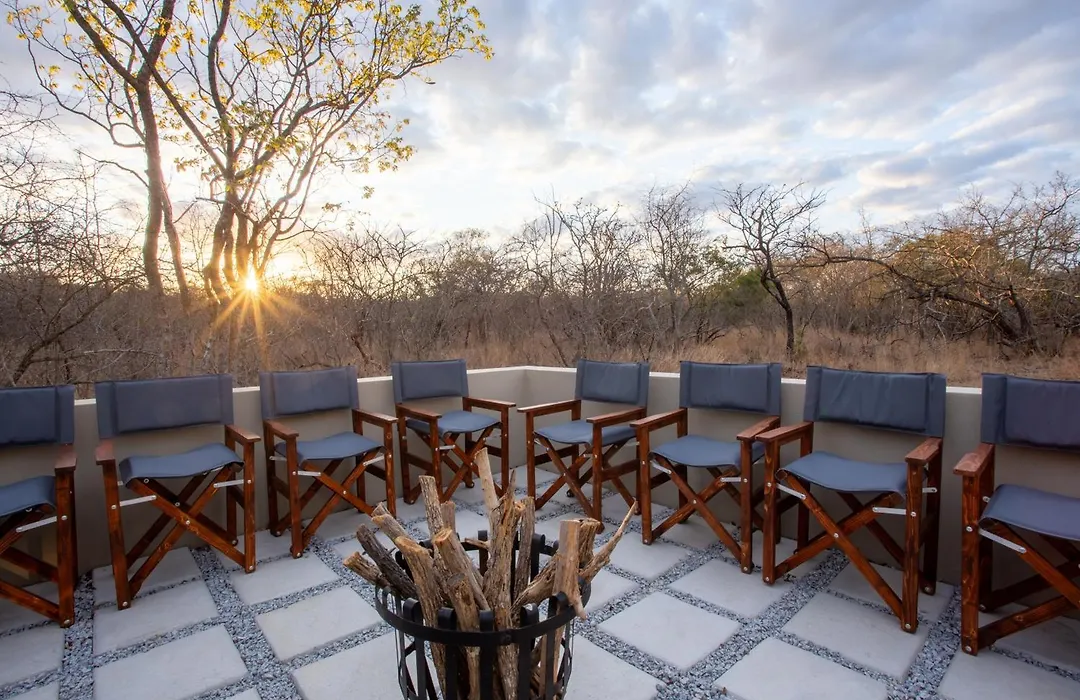 Vuyani Marula Lodge-1