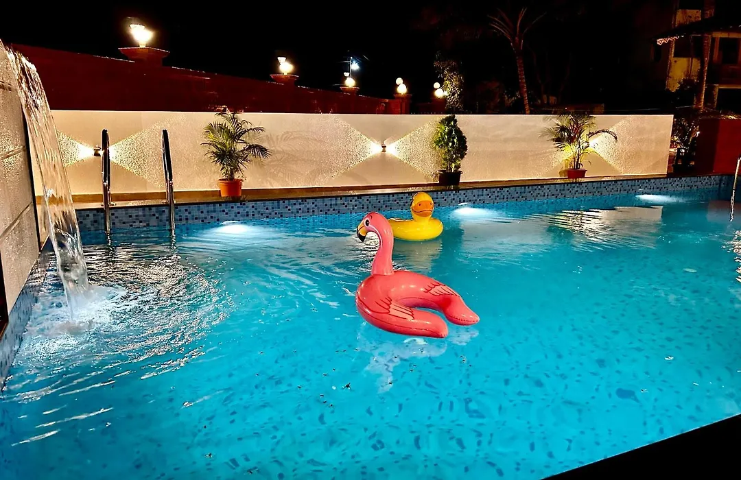 The Beach Hive Resort-1