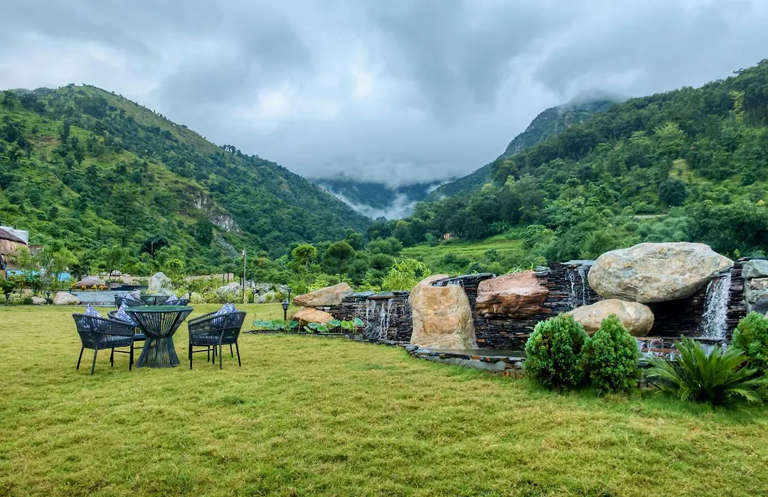 Corbett Vanvaas Resort-1