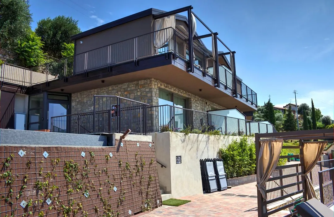 Sky View Garda Lake By Hotel Galvani-1