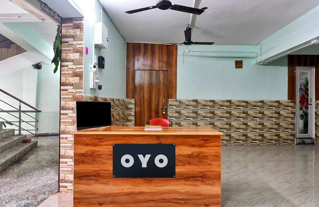 Hotel O Red Velvet Inn-1