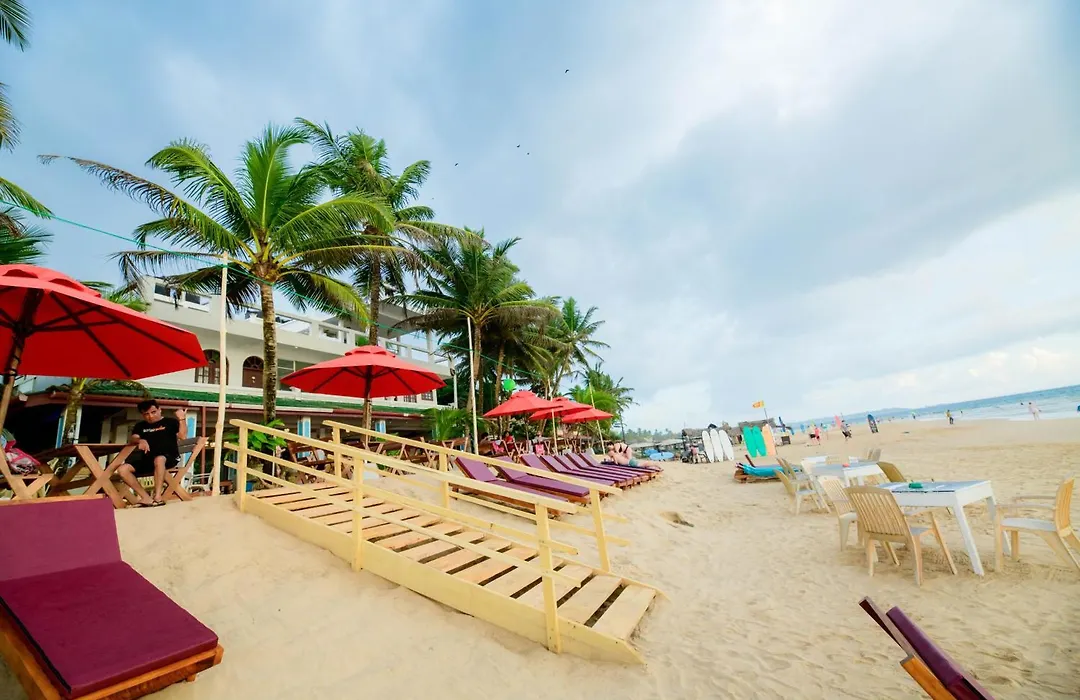 Royal Beach Hotel Hikkaduwa-1