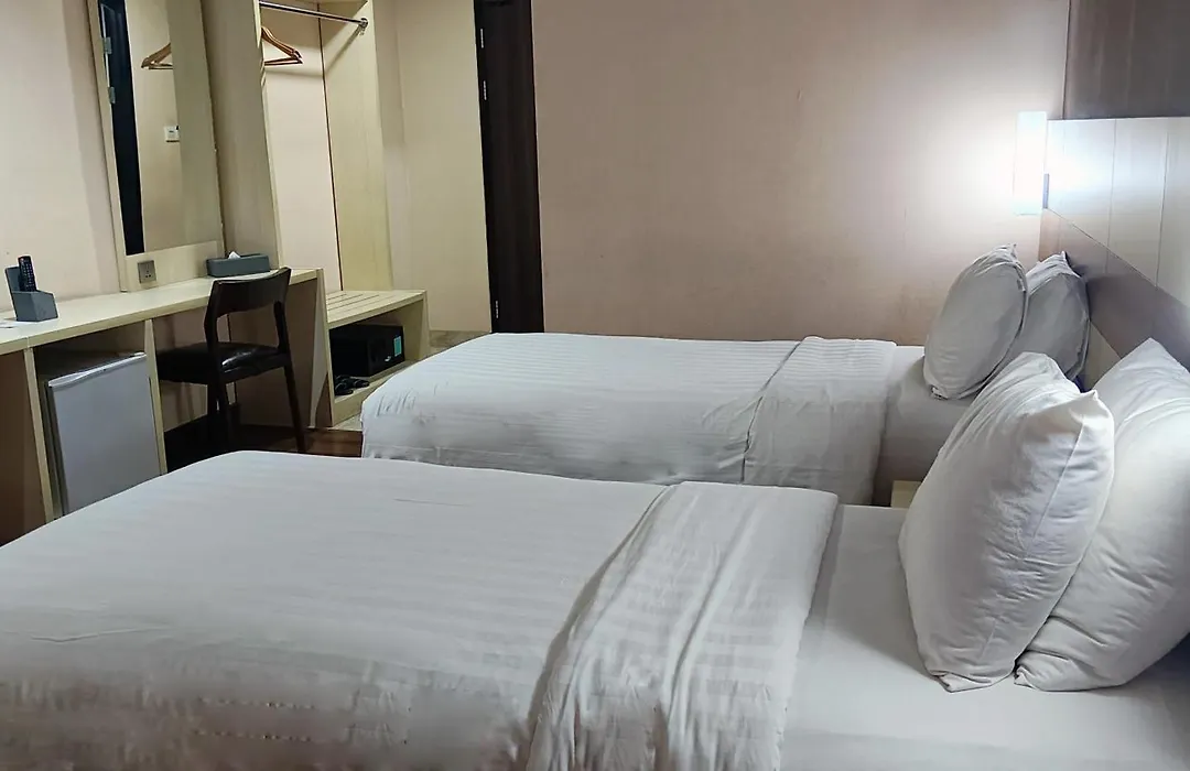 Hotel California Bandung-1