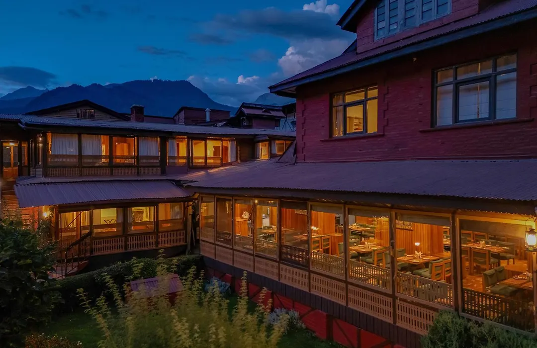Pahalgam Hotel Riverside Luxury-1
