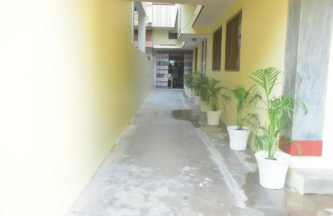 Shubh Kashi Home Stay-1