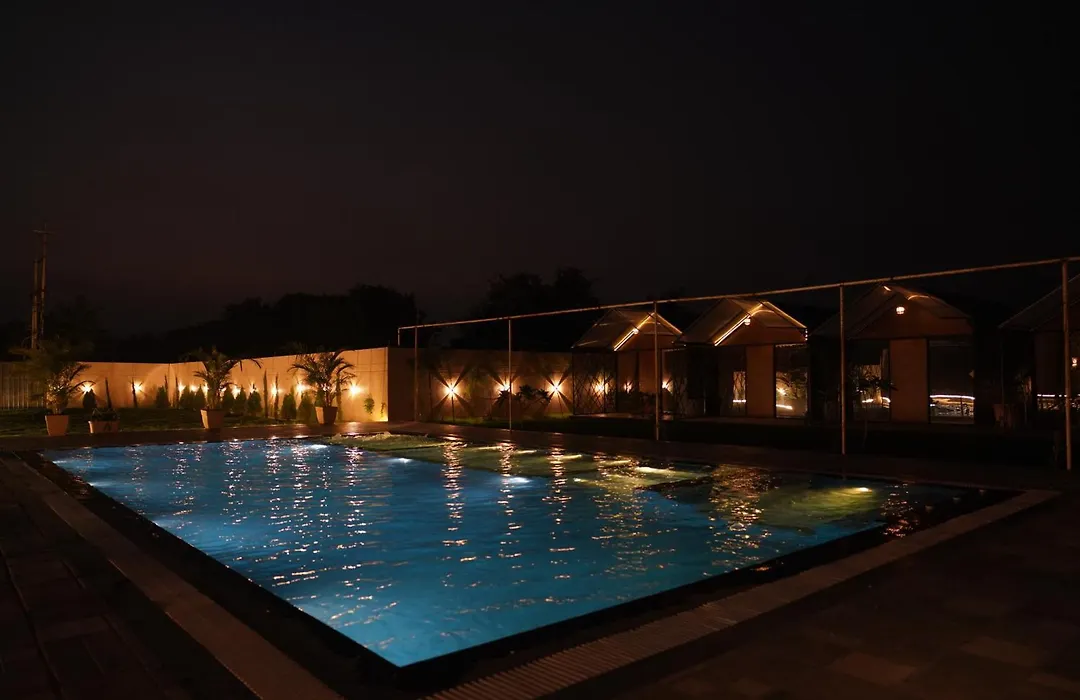 Great Escape Club Indore-1