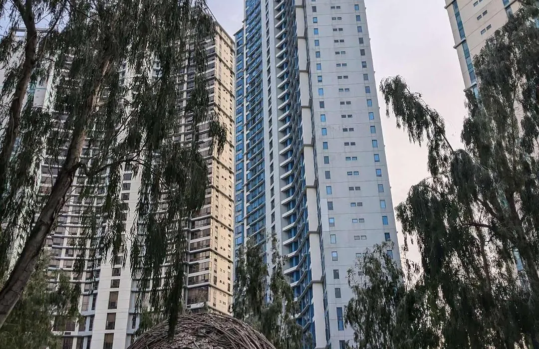 Bellagio One Bedrroom Bgc Burgos Circle By Christine Suites Ph-1