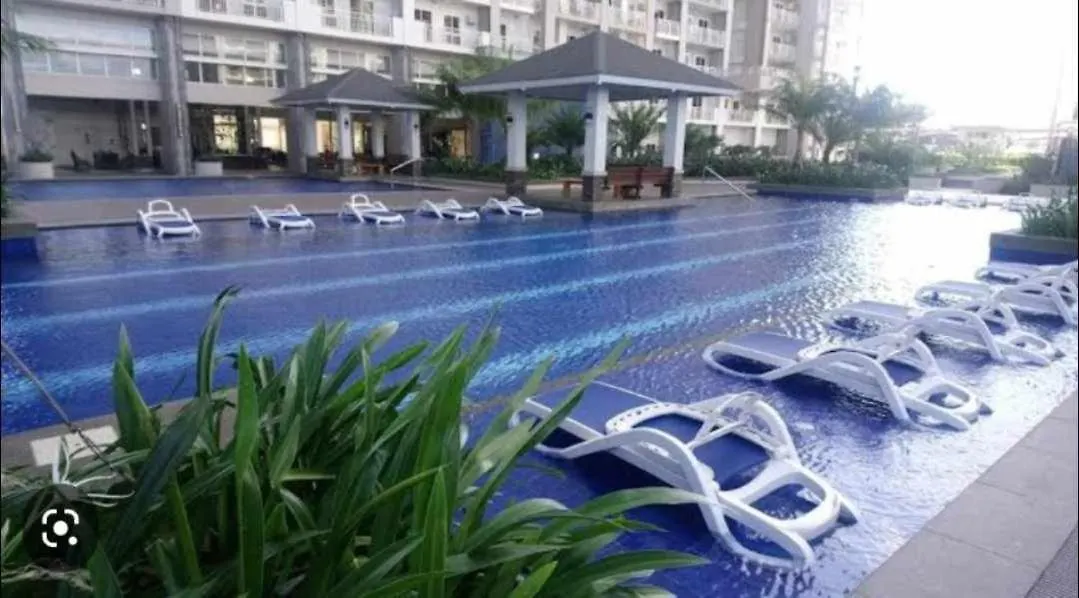 1 Cozy Bedroom In Lumiere Residences-1