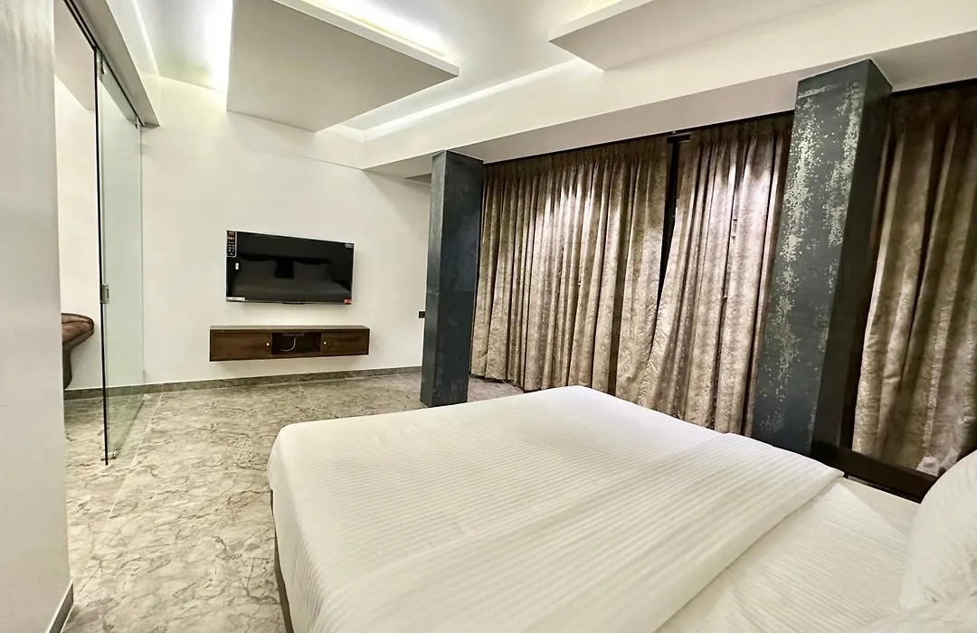 Takht- Executive Suites And Rooms-1