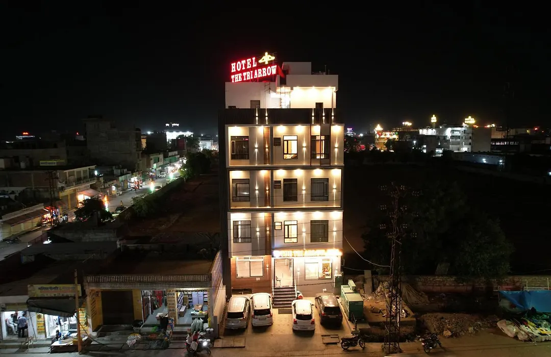Hotel The Tri Arrow-1