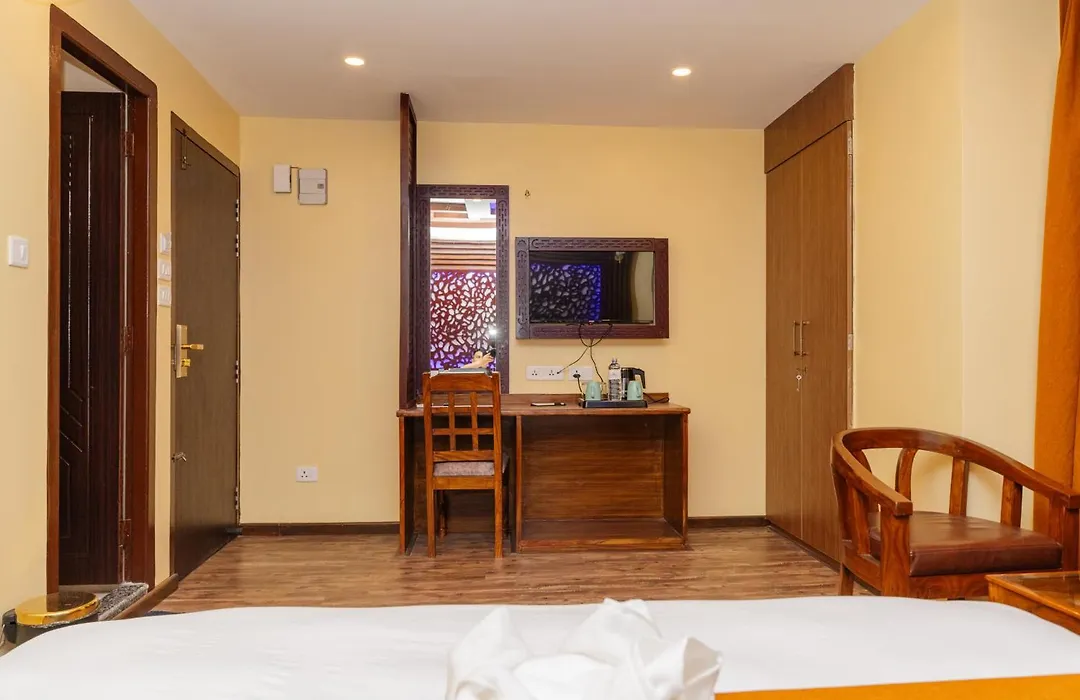 Hotel Royal Airport-1