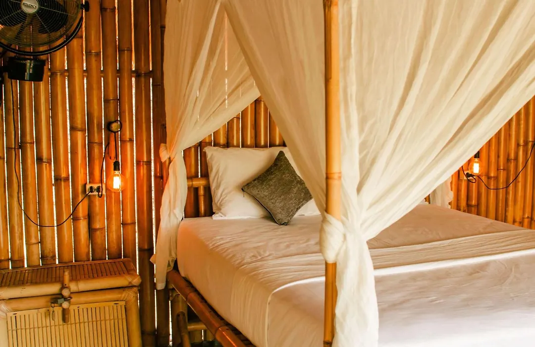 360 Surf Lodge-1