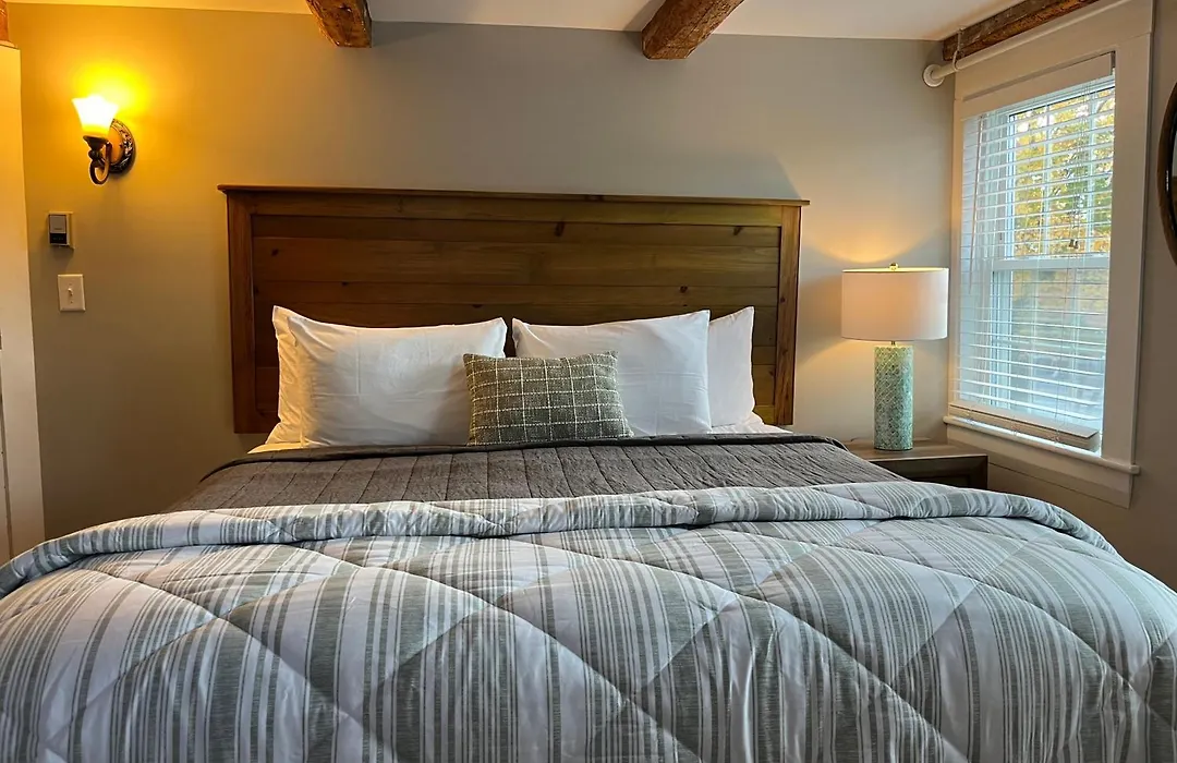 Abalonia Inn-1