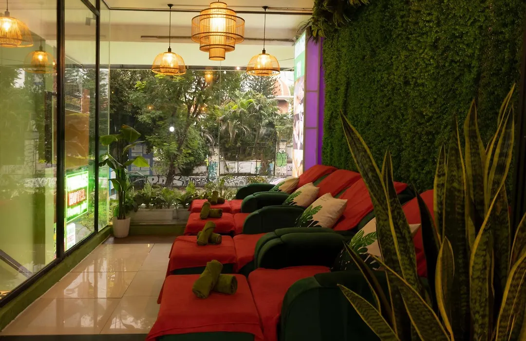 Golden Nest Hotel - Park View-1