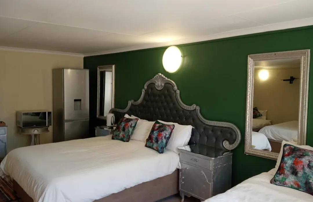 Villa De La Rosa Klerksdorp-1