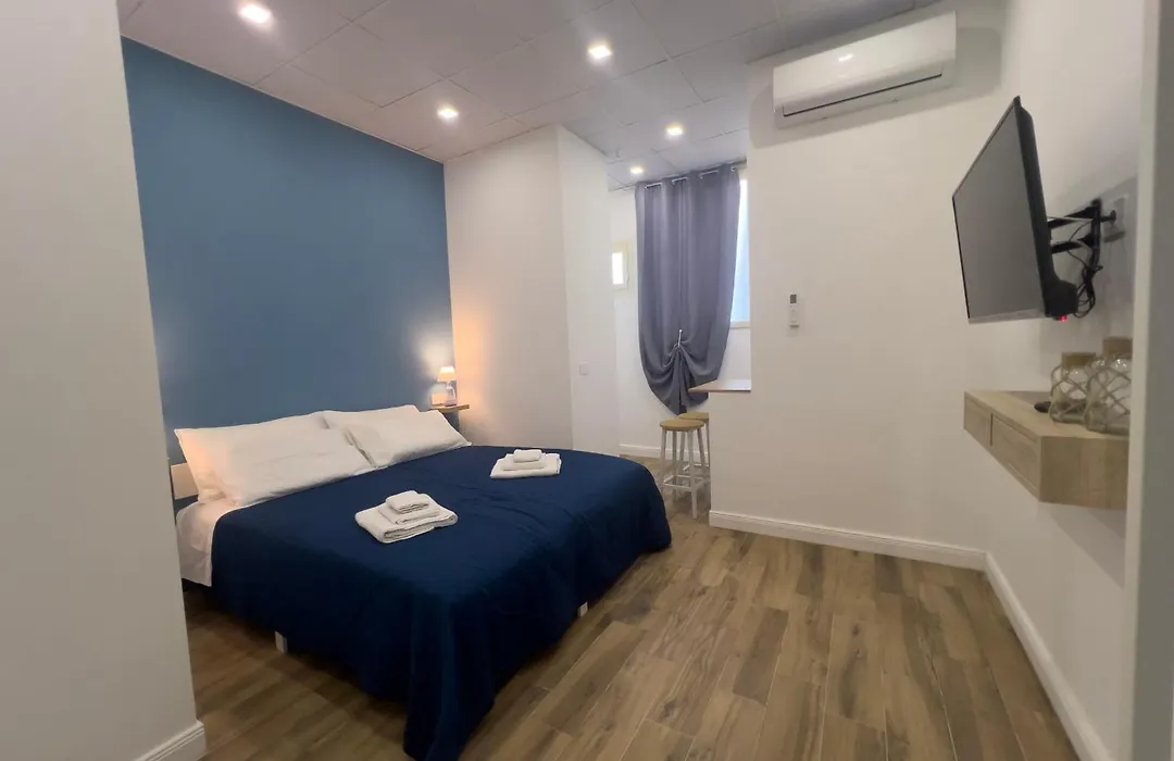 Aura Apartments Napoli-1