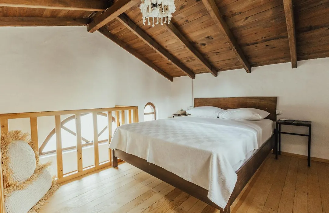 Eski Yeni Tatil Evi Olympos-1