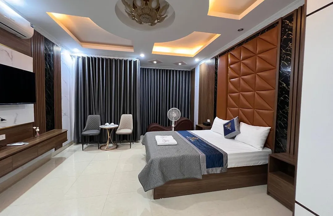Ruby 2 Hotel-1