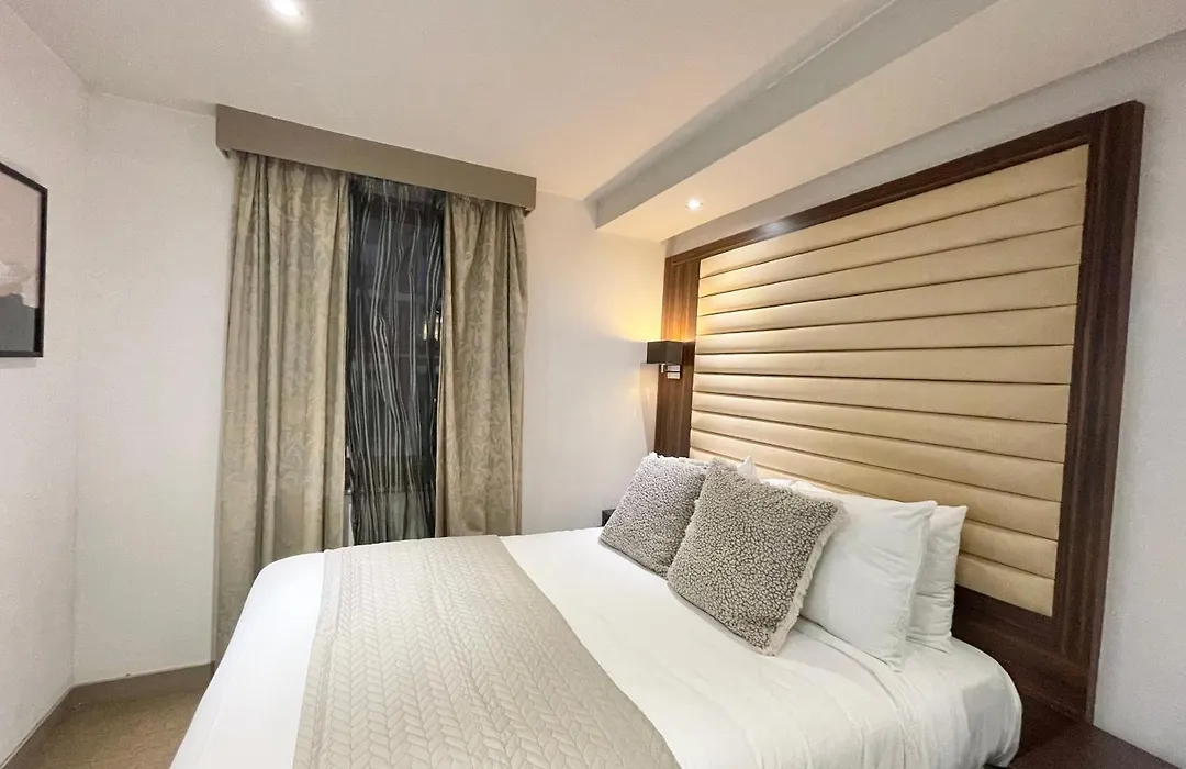 Maitrise Hotel-1