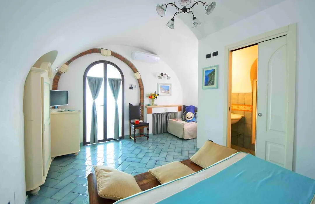 Hotel La Ninfa-1