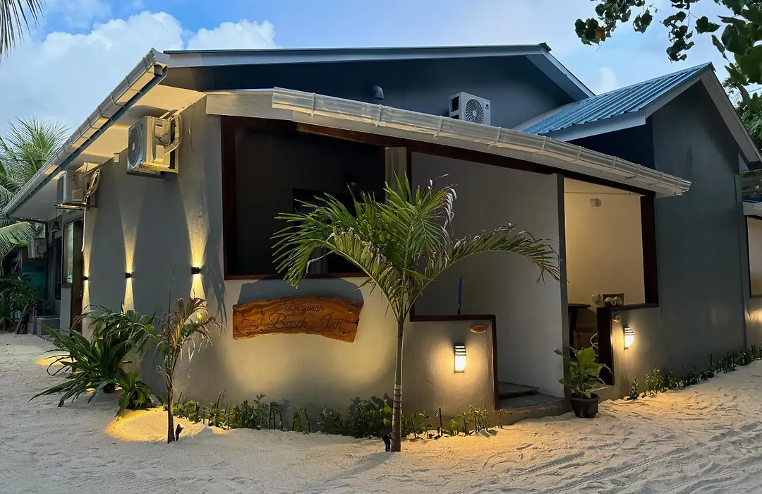 Dhigurah Beach Inn-1
