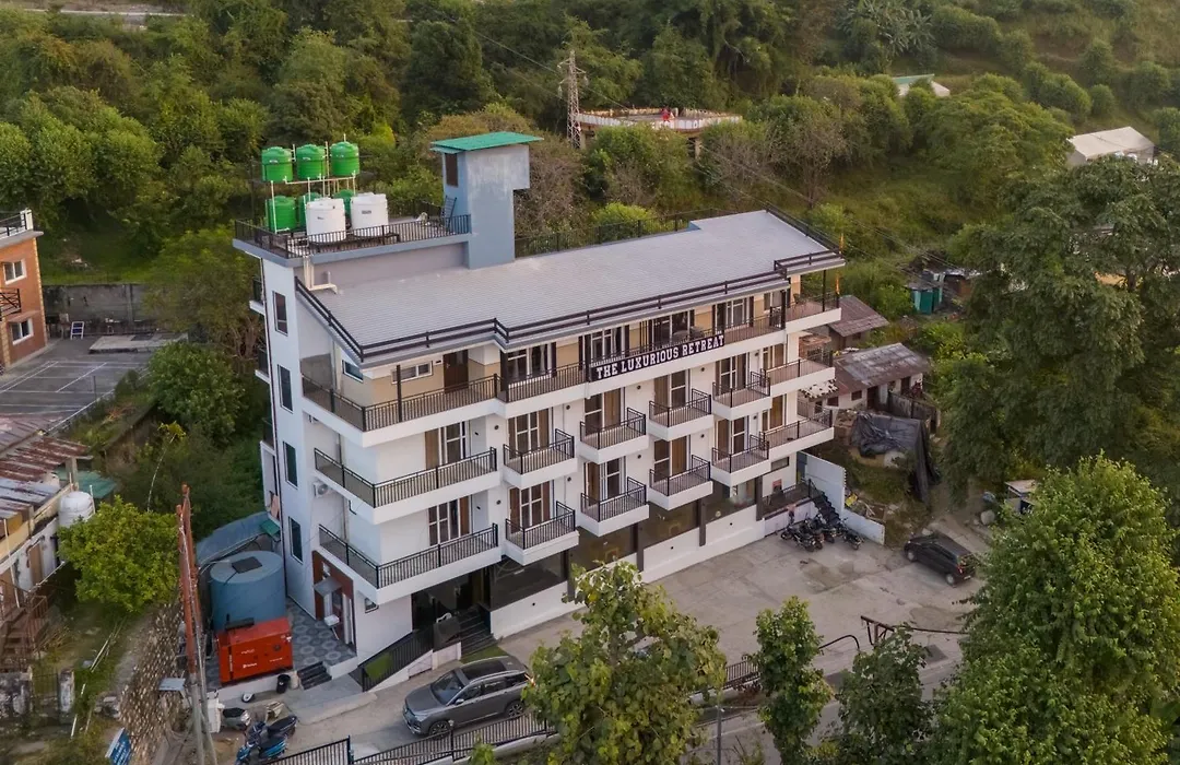 The Luxurious Retreat-1
