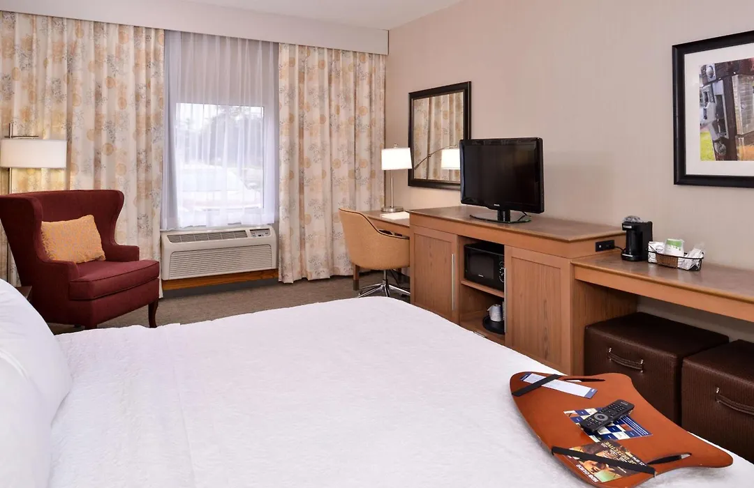 Wingate By Wyndham Steubenville-1