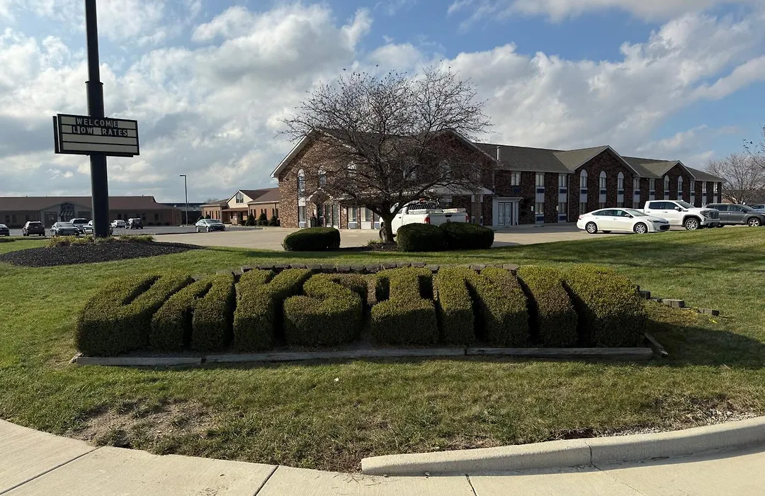 Days Inn By Wyndham Muncie -Ball State University-1