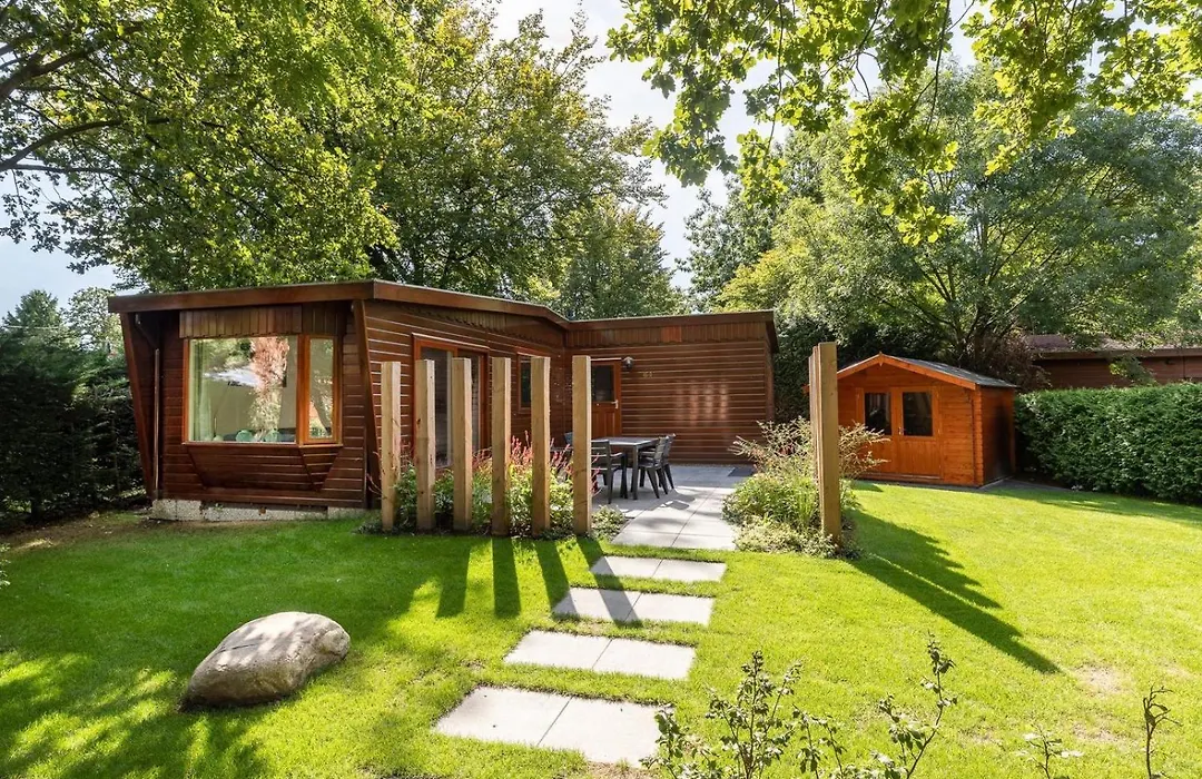 Bungalowpark Het Verscholen Dorp-1