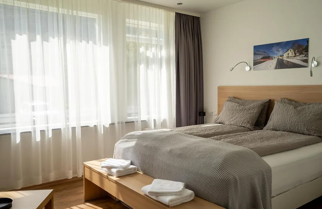 Hotel Eskifjoerthur-1