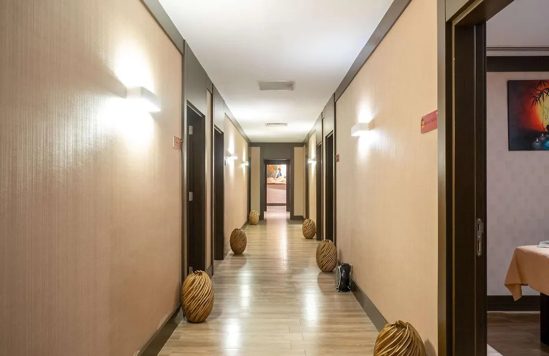 Clarion Hotel Istanbul Mahmutbey-1