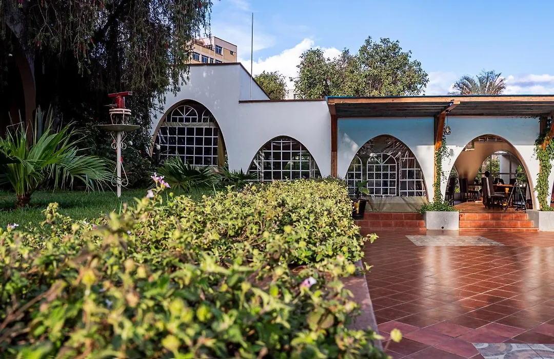 Sirikwa Hotel-1